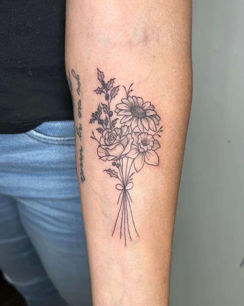 A special little birth flower bouquet, along with the long awaited addition of baby #2’s name next to his big brother…