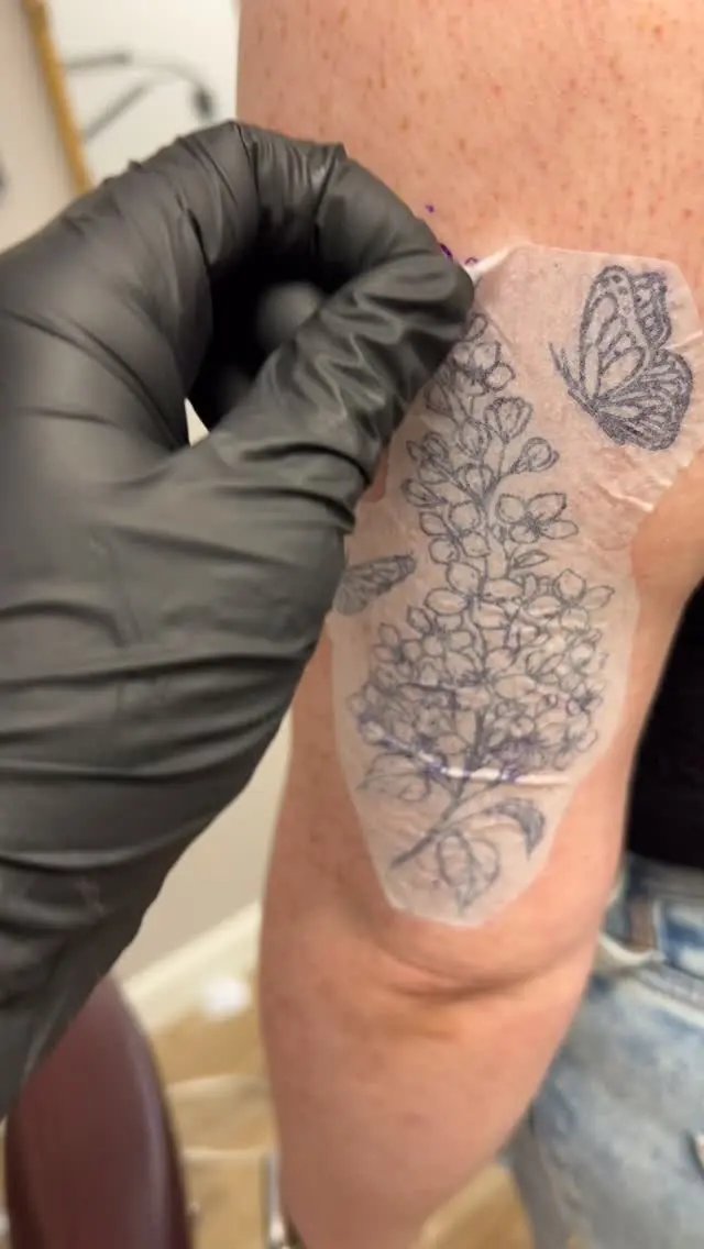 Tattoo process 🥰 * * * #tattooartist #flowers #inked #armtattoo #boston #ireland #ireland #donegal #lilac #hydrangea…