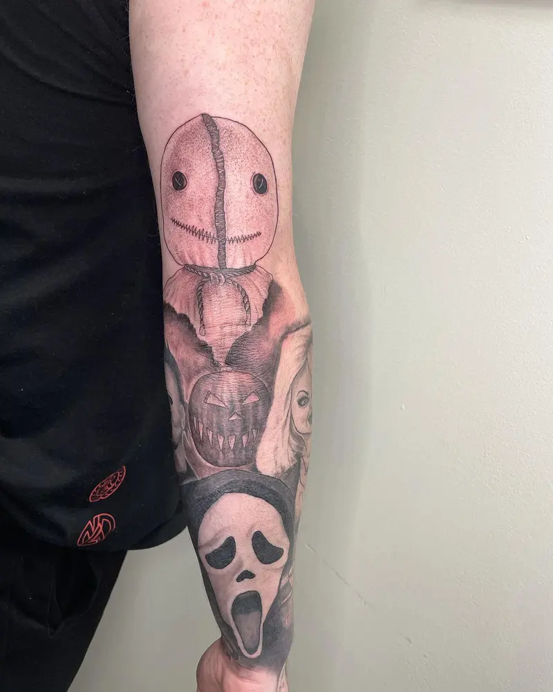 Finally got the forearm totally finished. Time to start working on the upper arm! * * * #trickrtreat #horrorsleeve…