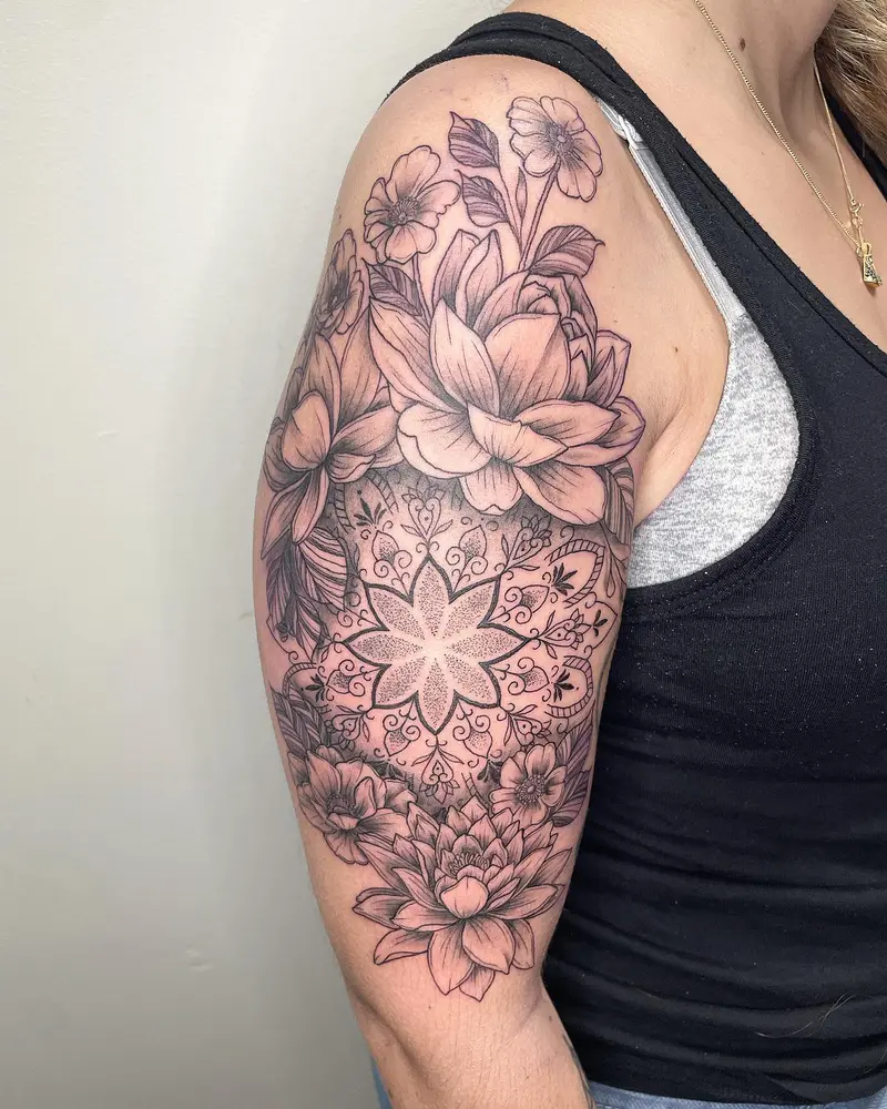 This was really fun to work on and I’d love to do more! * * * #mandalatattoo #floralmandala #mandalaart…