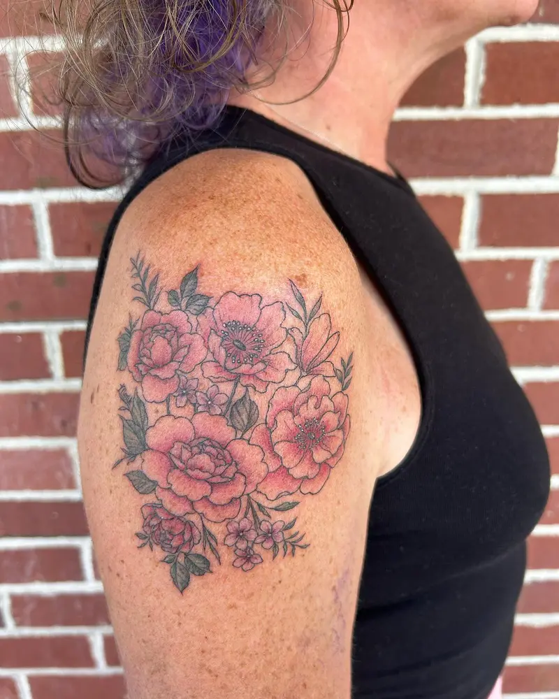 Just a pretty little flower arrangement with a little color because why not. Swipe to see healed pictures of some fine…