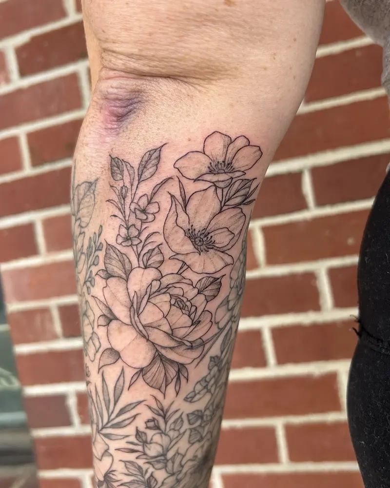 Filled in the last piece to this half sleeve 😍 upper arm coming soon, can’t wait! * * * #halfsleeve #tattooart…