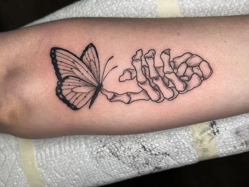 Another fun one from Friday the 13th. That was such a great day, I need to have another flash day! * * * #flashtattoo…