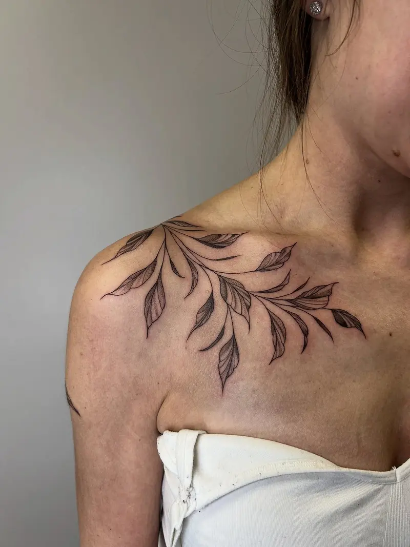 Swipe to see more!! This was such a fun day. Sun and moon for two sisters, matching yet unique to both of them…