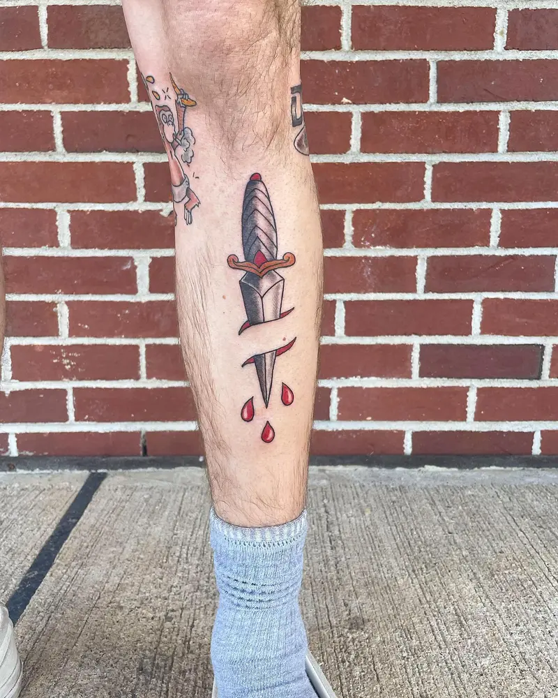 Put down a whole bunch of tattoos on Evan yesterday, here’s a few of them. * * * #daggertattoo #shintattoo…